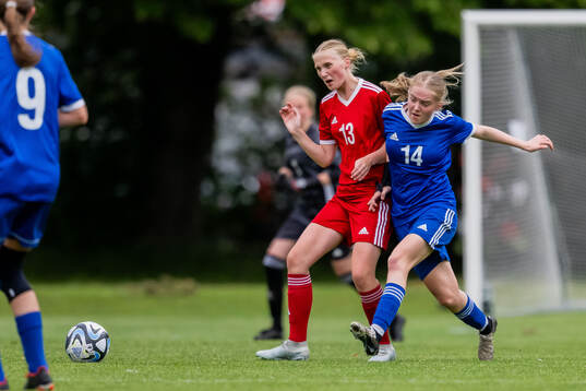 Moa Egsonius, FC Trollhättan och Vera Norberg,