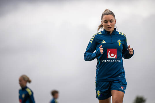 Bläddra bland fler bilder av Football, Sweden, Training