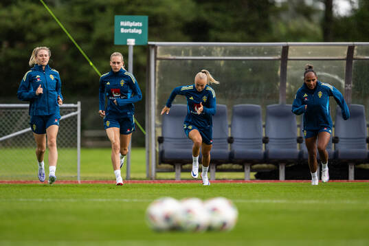 Rebecka Blomqvist, Ellen Wangerheim, Hanna Bennison and