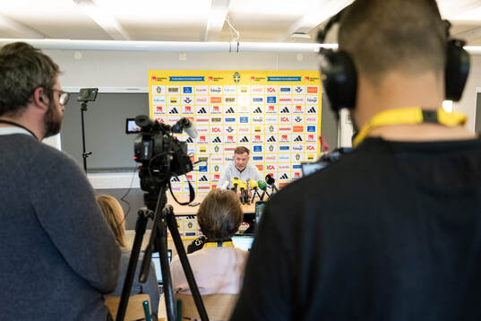 Head coach Peter Gerhardsson of the Swedish women's