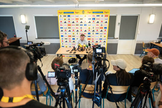 Head coach Peter Gerhardsson of the Swedish women's