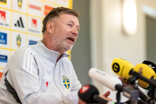 Head coach Peter Gerhardsson of the Swedish women's