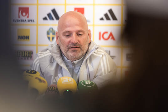 Assistant coach Magnus Wikman of the Swedish women's