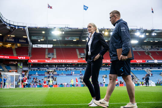 Head coach Gemma Grainger of Norway