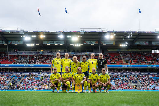 Nathalie Björn, Stina Blackstenius, Smilla Holmberg,