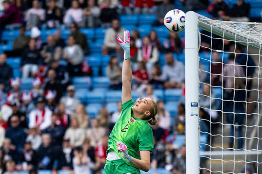 Goalkeeper Selma Panengstuen of Norway