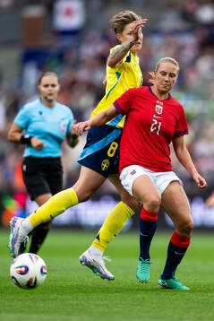 Lina Hurtig of Sweden and Lisa Naalsund of Norway