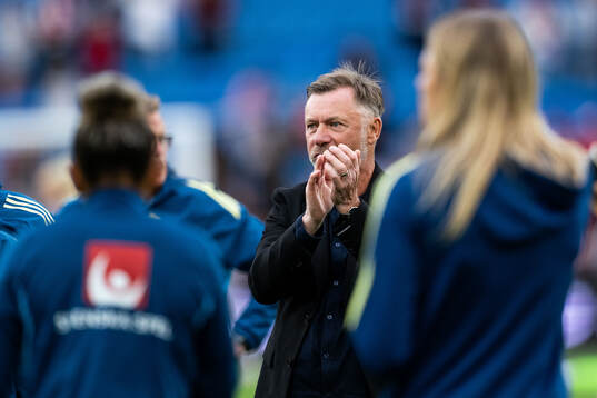 Head coach Peter Gerhardsson of Sweden