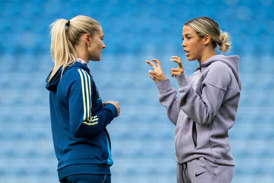 Amanda Nildén of Sweden and Celin Bizet Dønnum of Norway