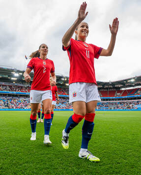 Marit Bratberg Lund and Guro Reiten of Norway