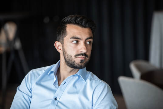 s assisterande sportchef Maxim Khalil