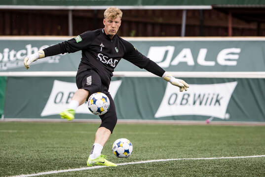 Brages målvakt Viktor Frodig