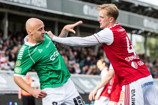Brages Anton Lundin och Sandvikens IFs Olle Samuelsson