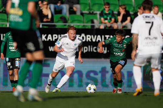 Utsiktens Wiggo Hjort och Varbergs Isak Vidjeskog