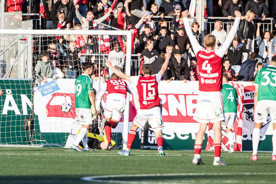 Sandvikens IFs Kim Käck Ofordu jublar