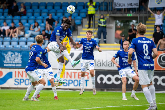 Trelleborgs Abel Ogwuche nickar