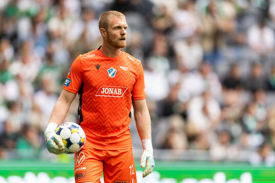 Halmstads målvakt Tim Erlandsson