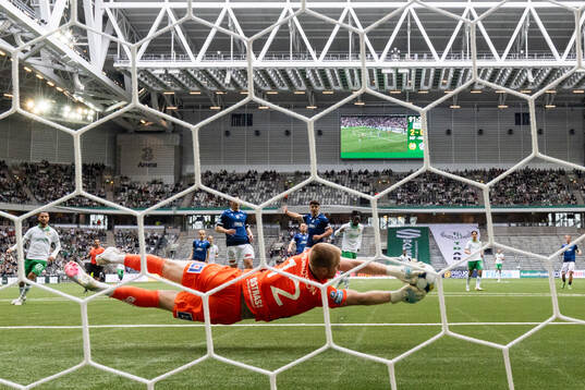Halmstads målvakt Tim Erlandsson