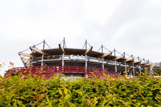 Exteriör vy av Spiris arena