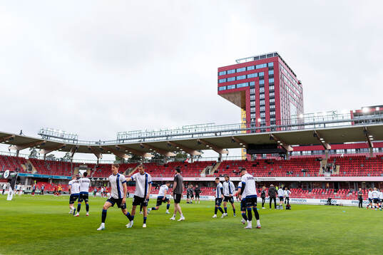Sirius spelare värmer upp