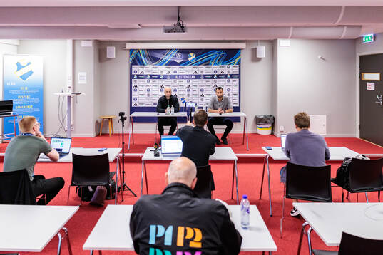 Östers tränare Martin Foyston och Sirius tränare Andreas
