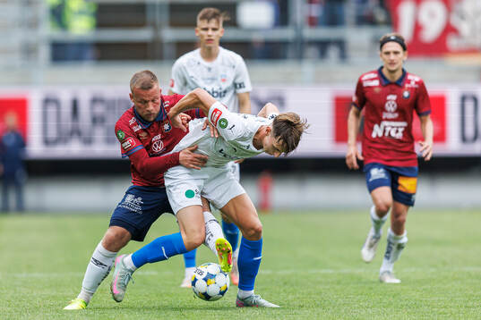 Örgrytes Nicklas Bärkroth och Helsingborgs Lukas Kjellnäs