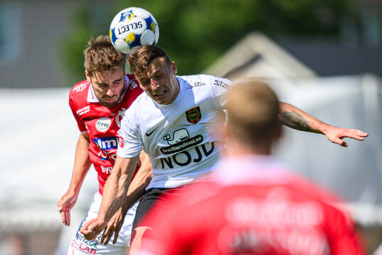 Degerfors Juhani Pikkarainen och Brommapojkarnas Adam