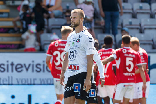 Örebros Hampus Söderström deppar