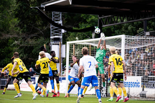 Elfsborgs målvakt Simon Eriksson