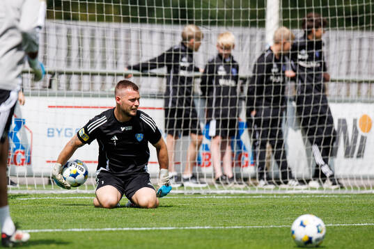 Falkenbergs målvakt Anton Andersson