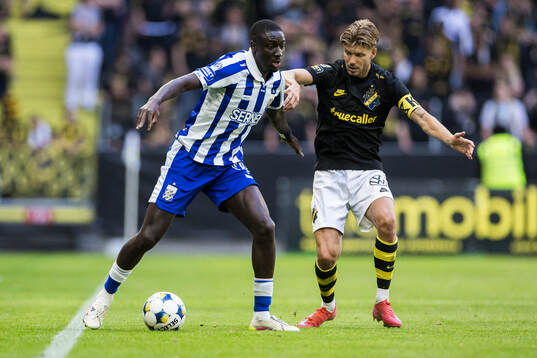 IFK Göteborgs Imam Jagne och AIKs Anton Salétros