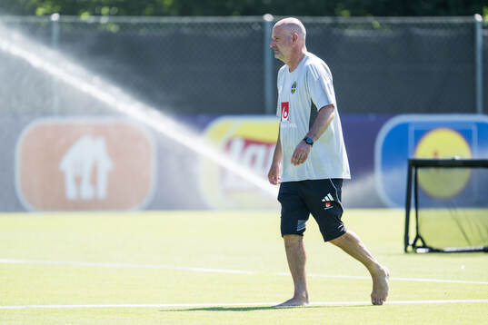 Assistant coach Magnus Wikman of the Swedish women's