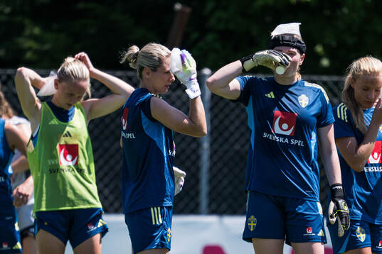 Goalkeeper Jennifer Falk and Goalkeeper Tove Enblom of the