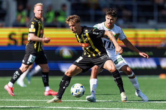 Häckens Samuel Leach Holm och GAIS William Milovanovic