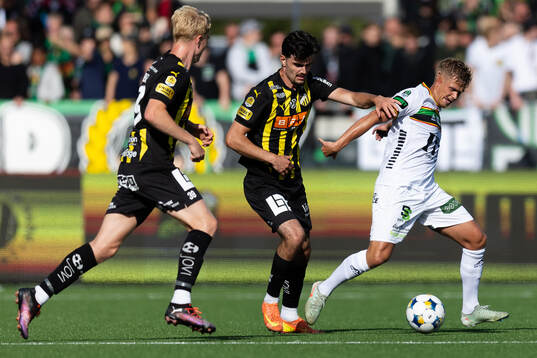 Häckens Nikola Mitrovic och GAIS Kevin Holmén