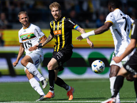 GAIS Gustav Lundgren och Häckens Simon Gustafson