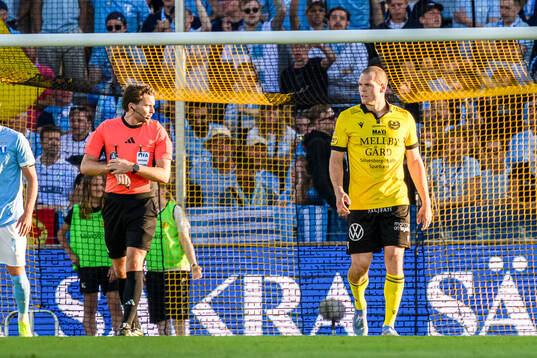 Mjällbys Jacob Bergström deppar