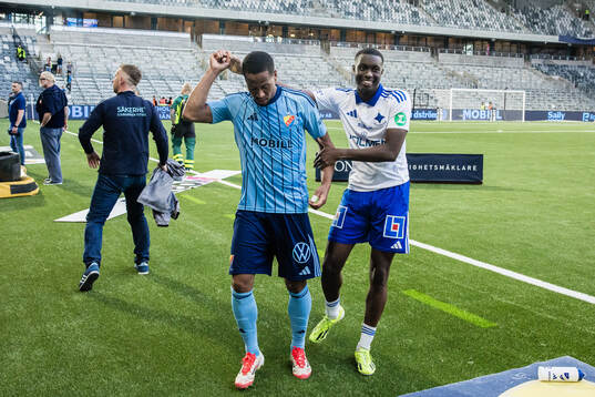 Djurgårdens Zakaria Sawo och IFK Norrköpings Yahya Kalley
