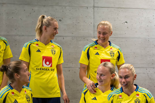Stina Blackstenius, Magdalena Eriksson, Matilda Vinberg and