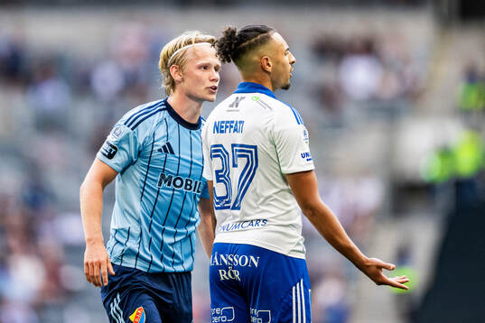 Djurgårdens Tobias Gulliksen och IFK Norrköpings Moutaz