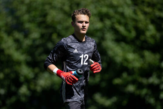 Målvakten Adam Konstantinidis Nilsson