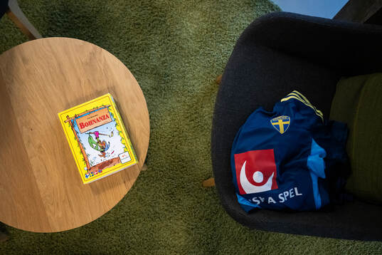 A game in the players lounge seen at a walk around at OYM
