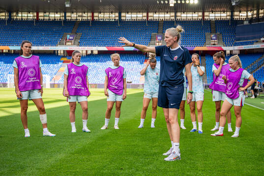 Gemma Grainger, head coach of the Norwegian women's