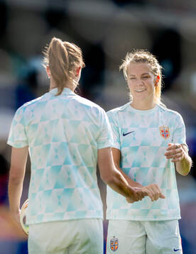 Caroline Graham Hansen and Ada Hegerberg of the Norwegian