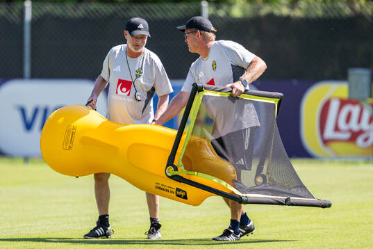 Head coach Peter Gerhardsson and Goalkeeper coach Leif