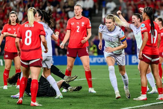 Ada Hegerberg of Norway celebrates scoring 1-1