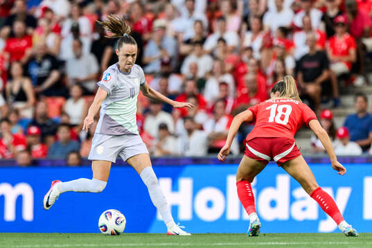 Caroline Graham Hansen of Norway and Viola Calligaris of