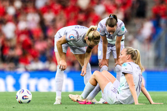 Ada Hegerberg, Caroline Graham Hansen and Frida Maanum of