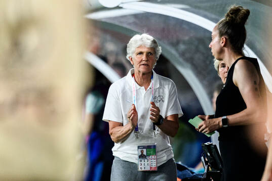 Head coach Pia Sundhage of Switzerland
