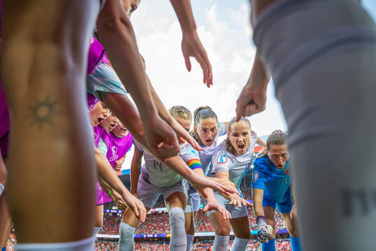Vilde Bøe Risa, Guro Reiten, goalkeeper Cecilie